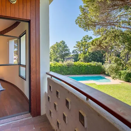 Alilot Villa *