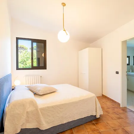 Alilot Villa *